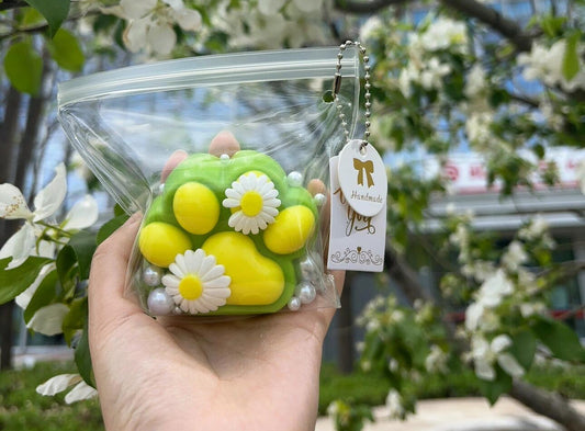 Handcrafted Squeezy Toys: The Perfect Blend of Stress Relief and Aesthetics